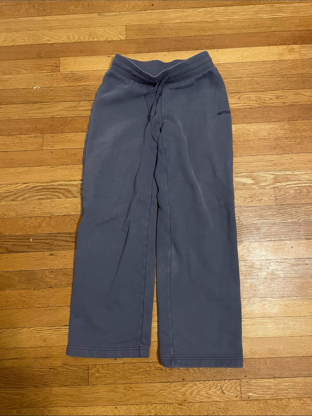 Aritzia Dark Navy Sweatpants
